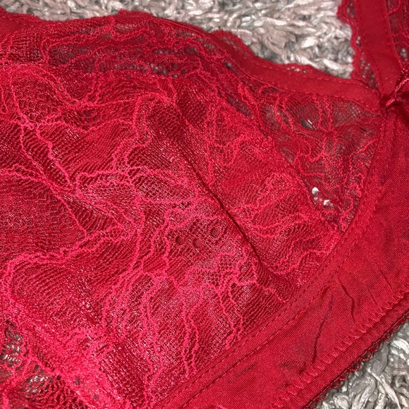 Ruby red floral bralet - Picture 2 of 5